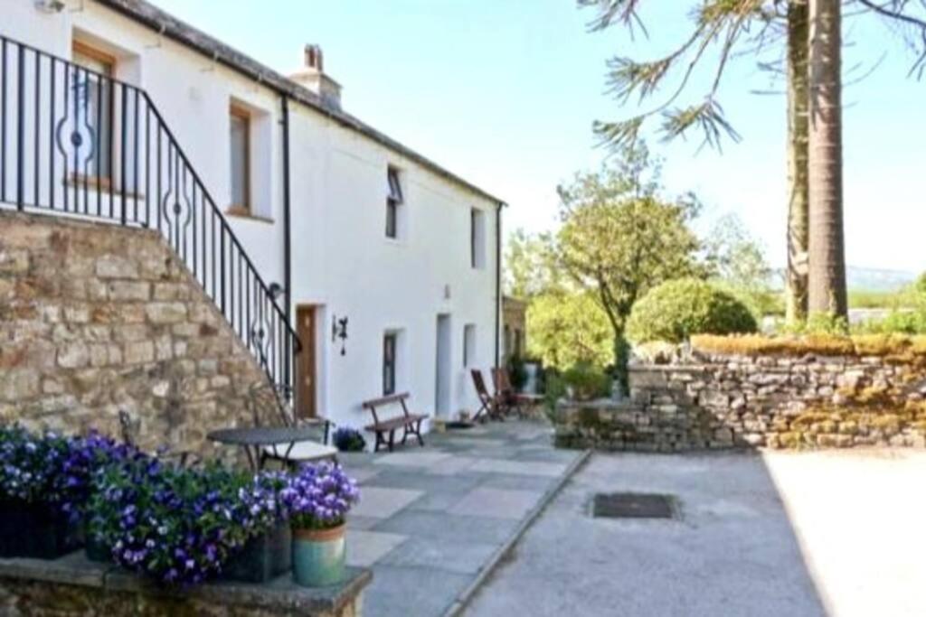 Cosy 3 Bed Cottage Near 3 Peaks - Log Burner & Aga Bentham Exterior foto